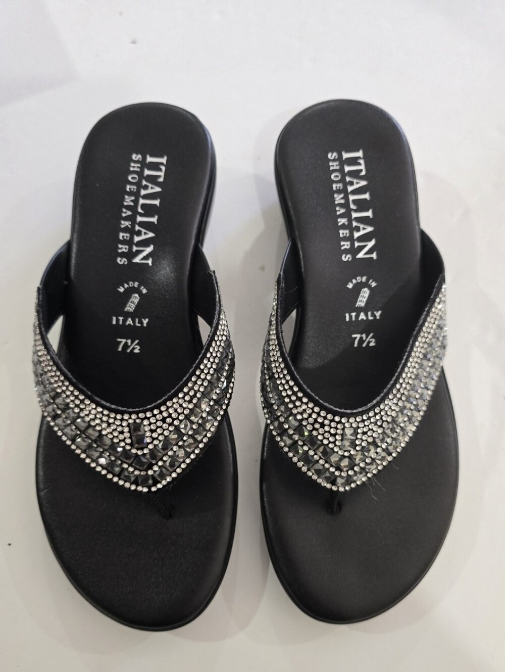 Italian Shoemakers Black Rhinestone Wedge Thong Sandals Size 7.5 Style Excess